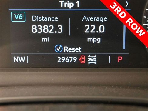 Used 2024 Cadillac XT6 Premium Luxury image 19