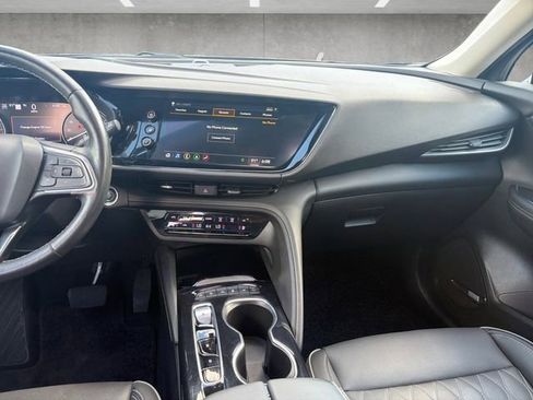 Used 2023 Buick Envision Avenir AWD/4WD image 3