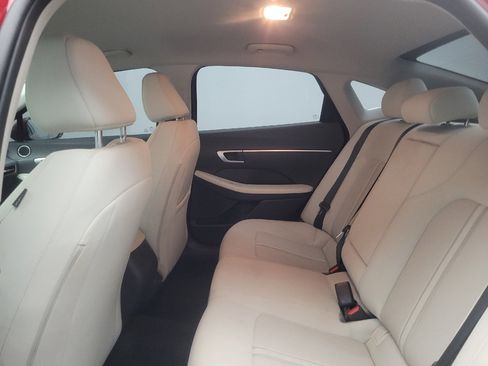 Used 2025 Hyundai Sonata SEL FWD image 18