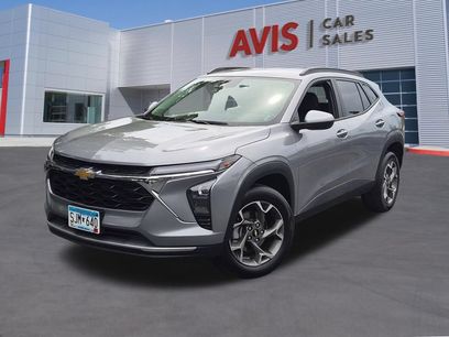 Used 2025 Chevrolet Trax LT w/ LT Convenience Package