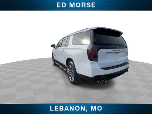 Used 2025 Chevrolet Suburban Z71 AWD/4WD image 7