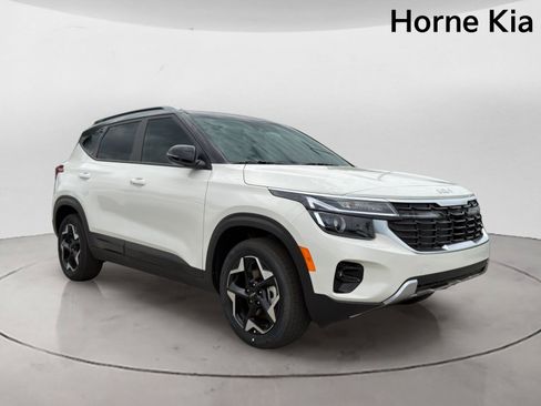 New 2026 Kia Seltos S AWD/4WD image 2