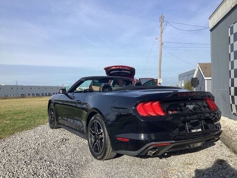 Used 2021 Ford Mustang Premium image 32