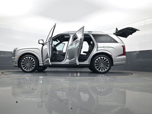 Used 2026 Hyundai Palisade Calligraphy image 35