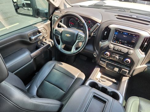 Used 2021 Chevrolet Silverado 2500 LTZ w/ LTZ Plus Package AWD/4WD image 15