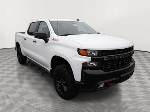 Used 2021 Chevrolet Silverado 1500 Custom Trail Boss AWD/4WD image 3