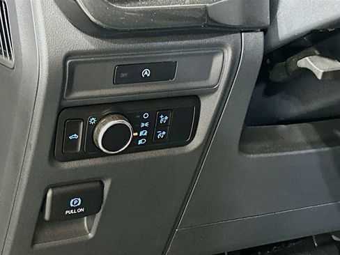Used 2025 Ford F150 STX RWD image 8