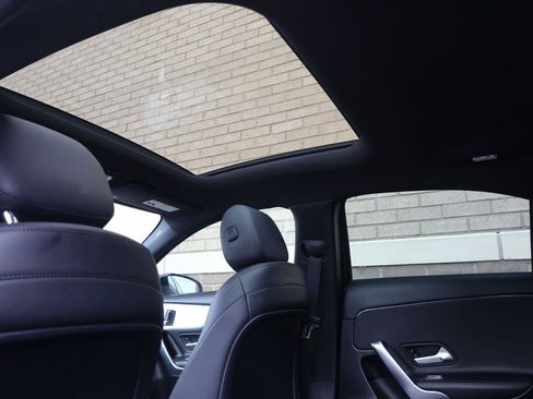 Used 2019 Mercedes-Benz A 220 image 19