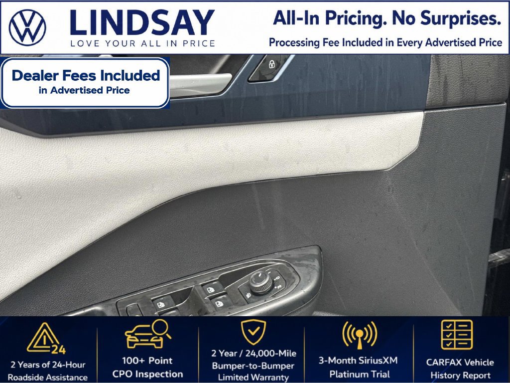 Used 2023 Volkswagen Taos SE w/ Panoramic Sunroof Package AWD/4WD image 19