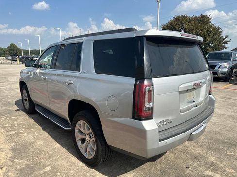 Used 2017 GMC Yukon SLT w/ Open Road Package RWD image 5