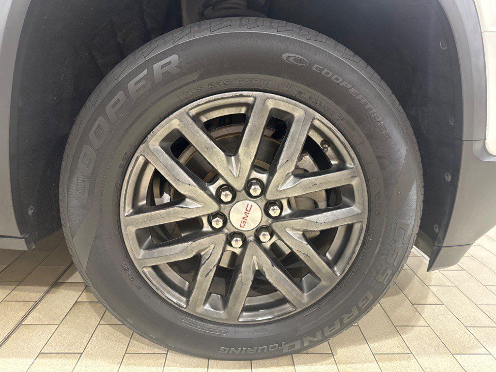 Used 2018 GMC Acadia SLT FWD image 5