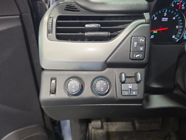 Used 2015 Chevrolet Suburban LTZ AWD/4WD image 14