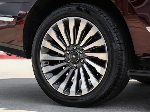 Used 2020 Lincoln Navigator Reserve w/ Luxury Package RWD image 72
