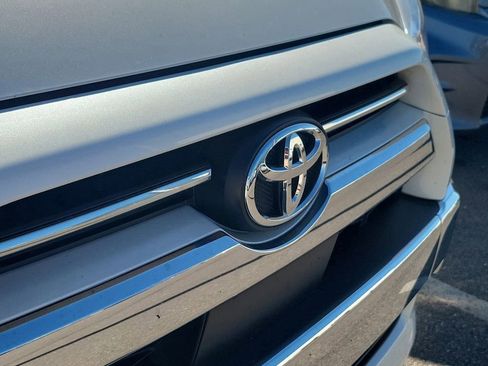 Used 2022 Toyota 4Runner Limited image 5