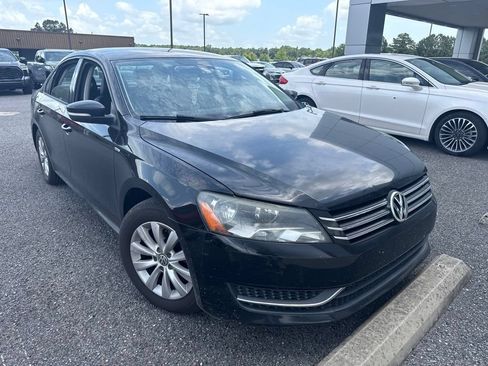 Used 2014 Volkswagen Passat 1.8T Wolfsburg Edition FWD image 9