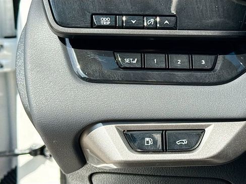 Used 2023 Lexus RX 350 Premium w/ Accessory Package AWD/4WD image 37