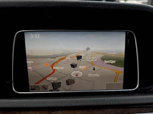 Used 2014 Mercedes-Benz E 350 4MATIC Sedan image 20