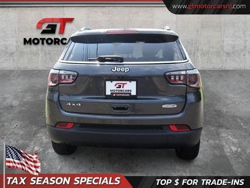 Used 2017 Jeep Compass Latitude w/ Popular Equipment Group AWD/4WD image 6