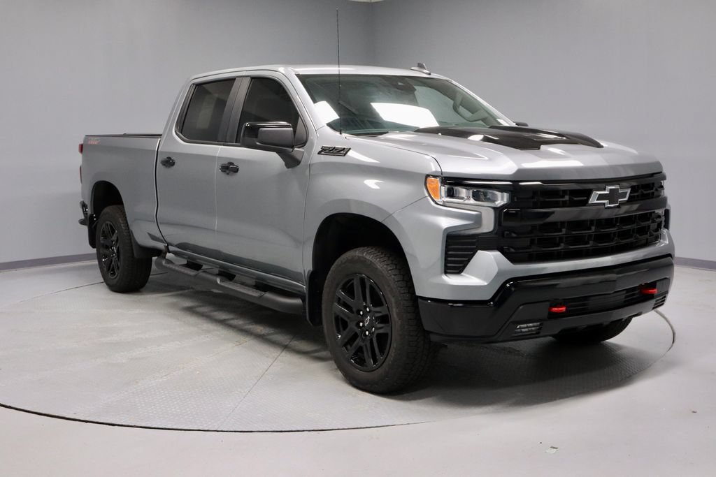 Used 2023 Chevrolet Silverado 1500 LT Trail Boss w/ Protection Package AWD/4WD image 1