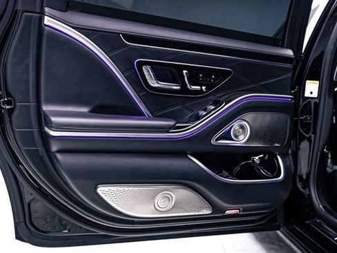 Used 2024 Mercedes-Benz Maybach S 580 4MATIC image 26