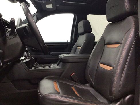 Used 2024 GMC Sierra 2500 AT4 w/ AT4 Premium Plus Package image 10