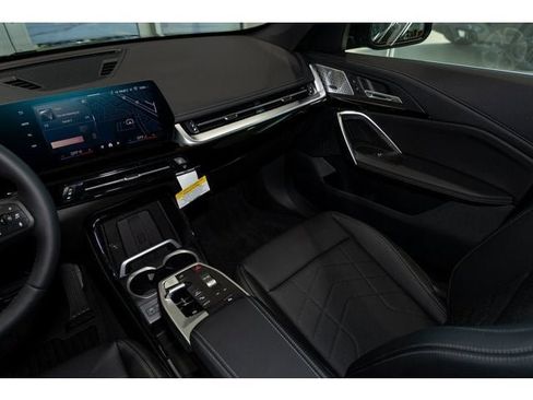 New 2025 BMW X1 xDrive28i w/ Technology Package image 79