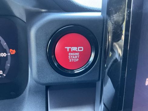Used 2024 Toyota Tacoma TRD Off-Road w/ TRD Off Road Upgrade Package AWD/4WD image 26