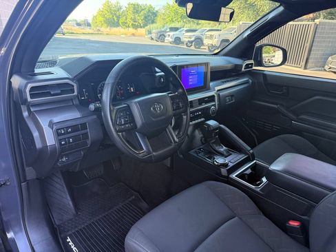 Used 2024 Toyota Tacoma SR5 AWD/4WD image 22