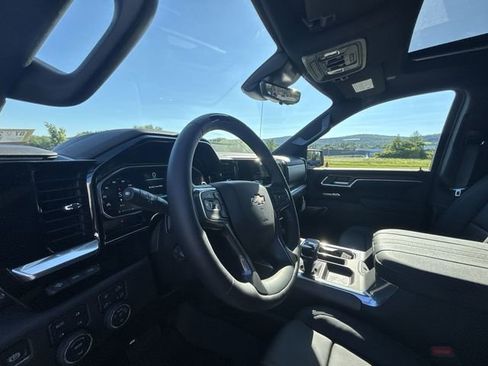 New 2026 Chevrolet Silverado 1500 High Country w/ Technology Package AWD/4WD image 10
