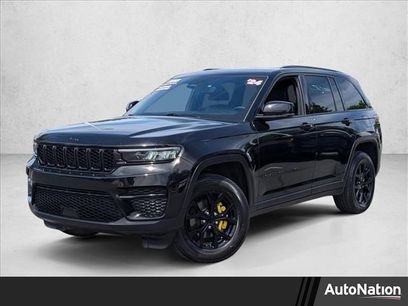 Used 2024 Jeep Grand Cherokee Altitude