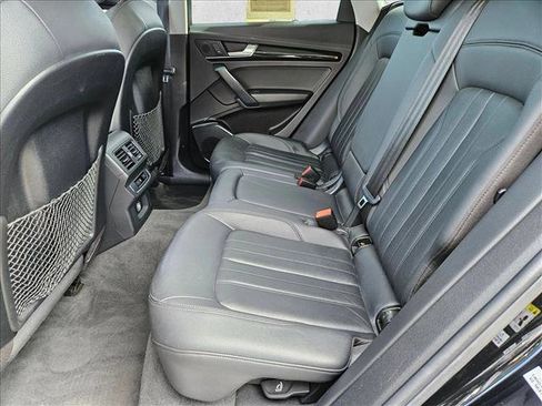 Used 2020 Audi Q5 2.0T Premium w/ Convenience Package AWD/4WD image 13