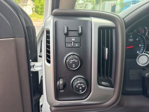 Used 2017 GMC Sierra 1500 SLT AWD/4WD image 16