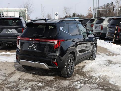 Used 2024 Kia Seltos S image 5