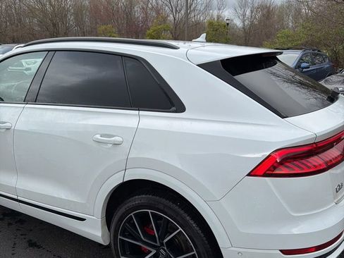 Used 2020 Audi Q8 Prestige w/ Prestige Package image 11