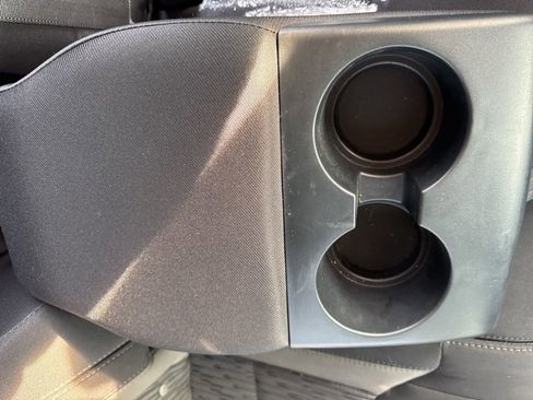 Used 2014 Toyota Tundra SR5 AWD/4WD image 39