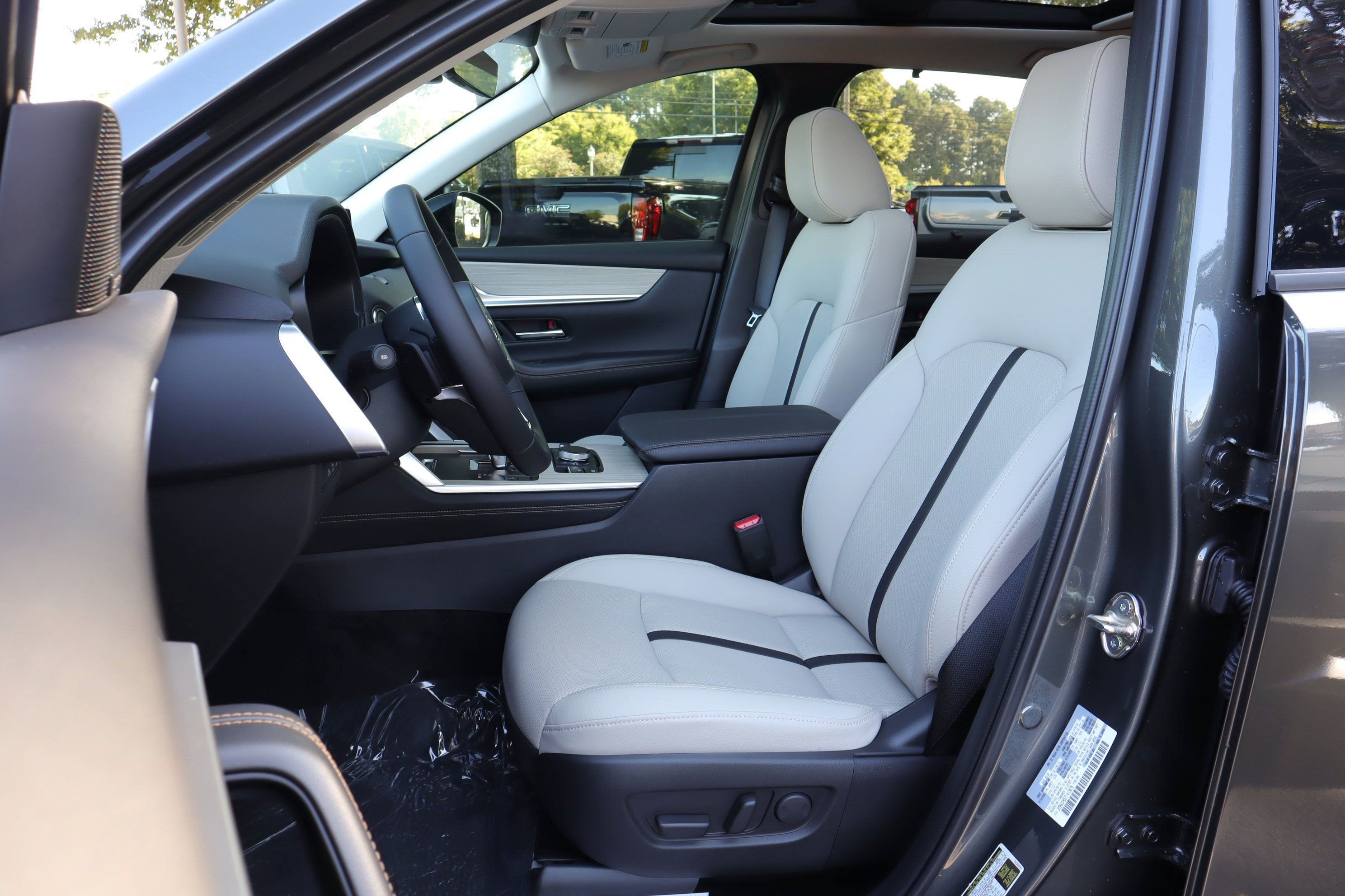 New 2026 MAZDA CX-90 3.3 Turbo w/ Premium Sport Pkg AWD/4WD image 9