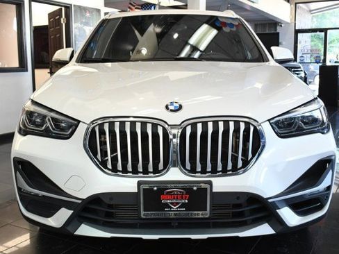Used 2020 BMW X1 xDrive28i w/ Premium Package AWD/4WD image 2