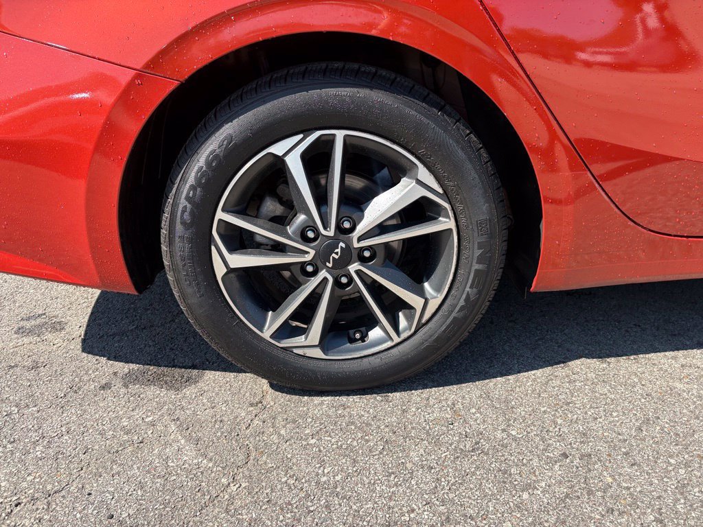 Used 2023 Kia Forte LXS FWD image 29