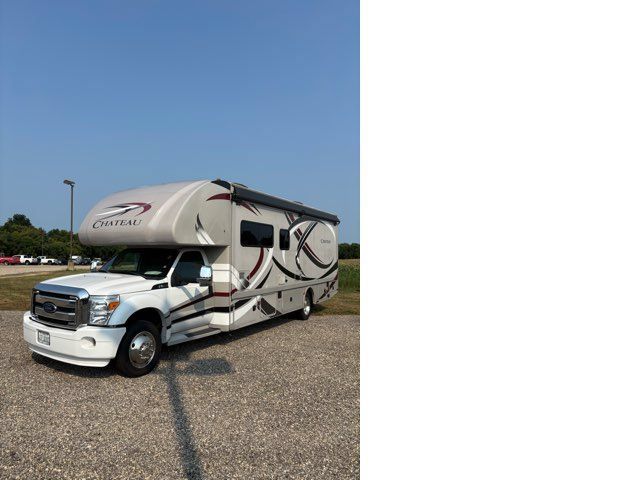 Used 2013 Ford F550 Luxury w/ Payload Upgrade Pkg RWD image 31