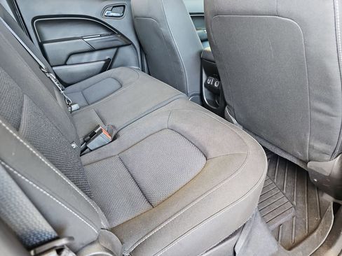 Used 2019 Chevrolet Colorado LT w/ LPO, Premium Interior Package AWD/4WD image 14