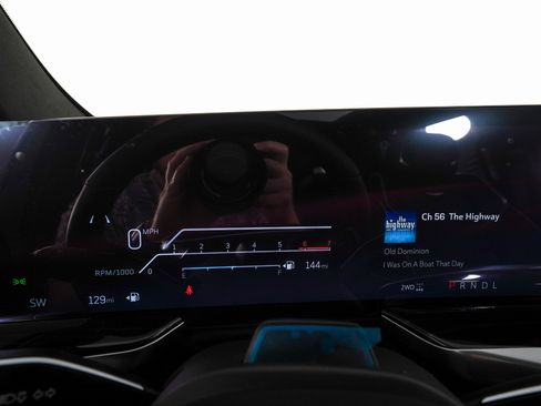 Used 2026 Cadillac Escalade Sport w/ Touring Package image 20