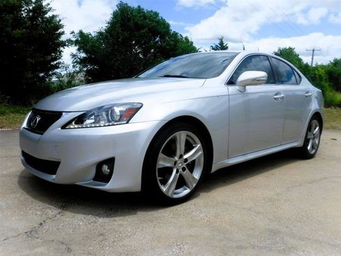Used 2011 Lexus IS 250 w/ Premium Pkg Value Edition RWD image 9
