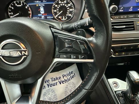Used 2024 Nissan Altima 2.5 SR FWD image 24