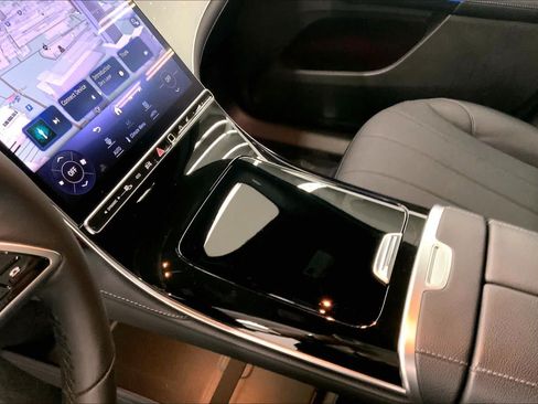 Certified 2023 Mercedes-Benz EQE 350+ 4MATIC SUV image 27