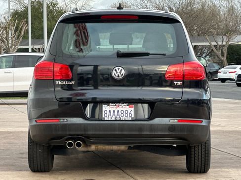 Used 2017 Volkswagen Tiguan S image 5