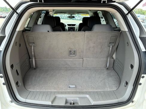 Used 2016 Chevrolet Traverse LT AWD/4WD image 18