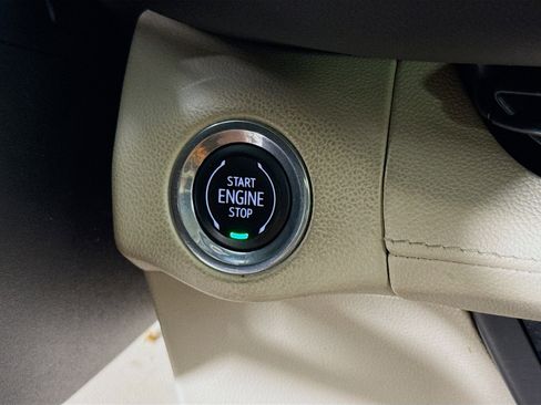 Used 2023 Buick Envision Avenir FWD image 20