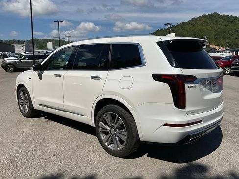 Used 2024 Cadillac XT6 Premium Luxury w/ LPO, Floor Liner Package AWD/4WD image 4