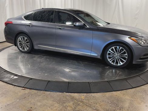 Used 2015 Hyundai Genesis 3.8 w/ Option Group 03 image 2