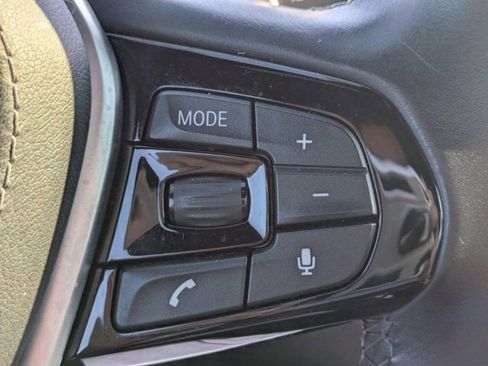 Used 2019 BMW 530e w/ Convenience Package image 21